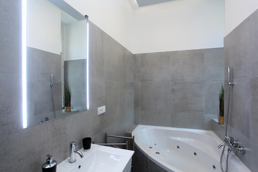 House - The Modern Flat Apartmán